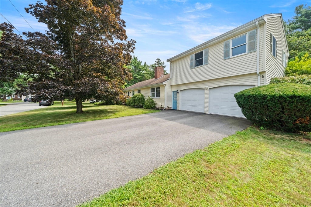 30 Alan Rd, Hamilton, MA, 30 Alan Rd, Hamilton, MA Photo #1