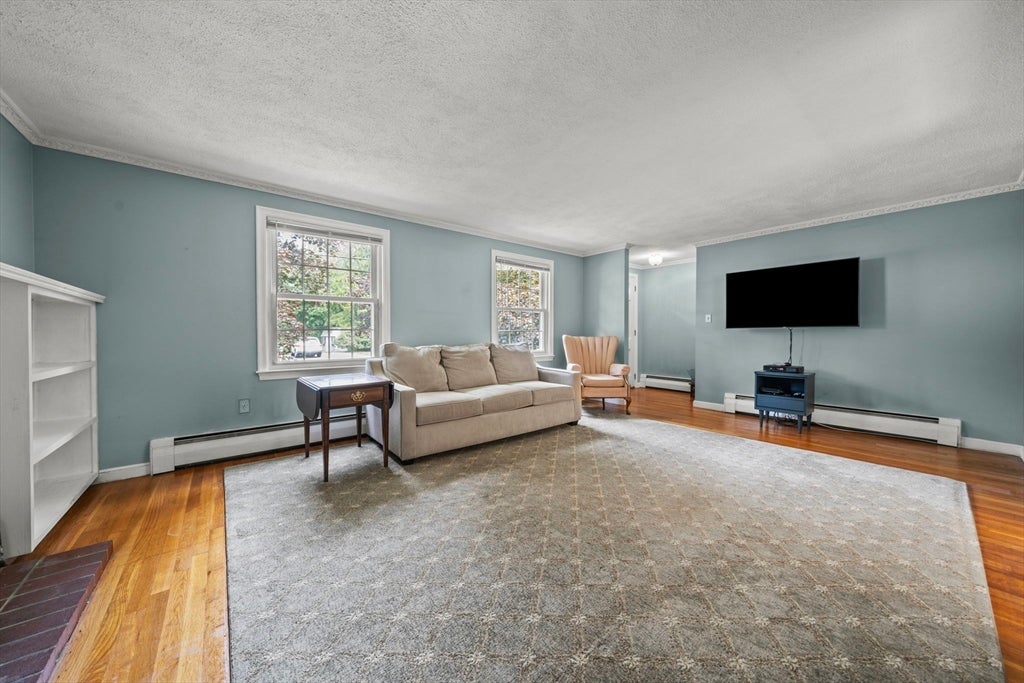 30 Alan Rd, Hamilton, MA, 30 Alan Rd, Hamilton, MA Photo #12