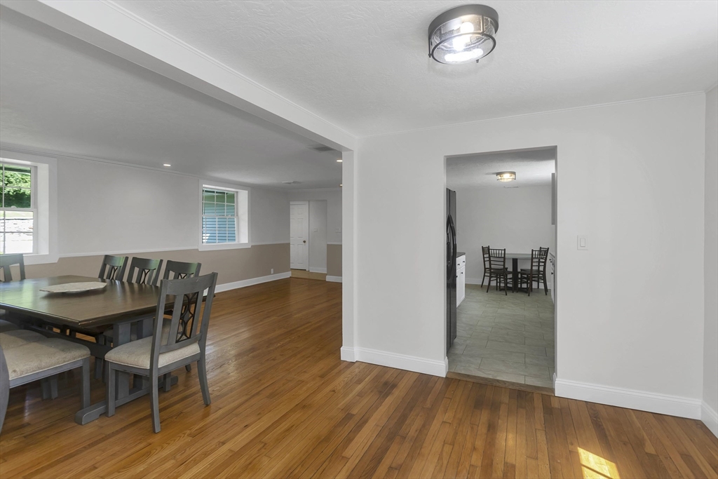 17 Congamond Rd