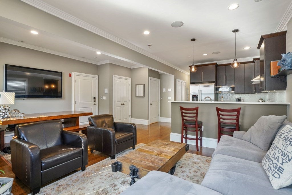 15 Howell St #1, Boston, MA, 15 Howell St #1, Boston, MA Photo #1