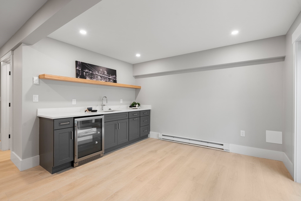 71 Mystic St, Arlington, MA Photo #15