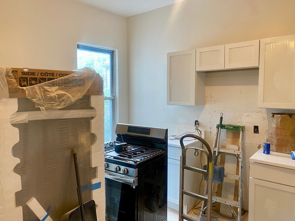 126 Thorndike ST #1, Cambridge, MA, 126 Thorndike ST #1, Cambridge, MA Photo #2