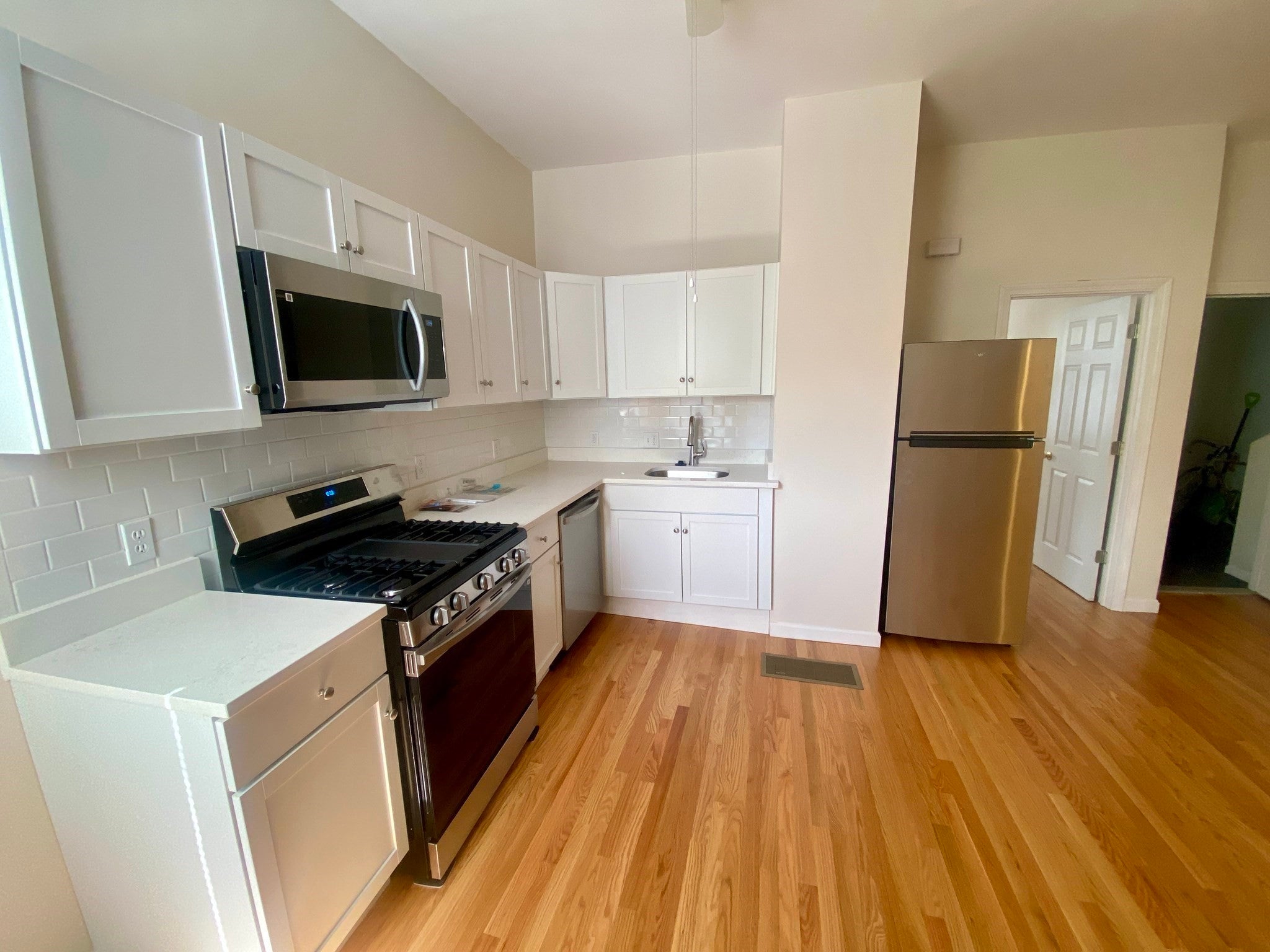 126 Thorndike ST #1, Cambridge, MA, 126 Thorndike ST #1, Cambridge, MA Photo #4