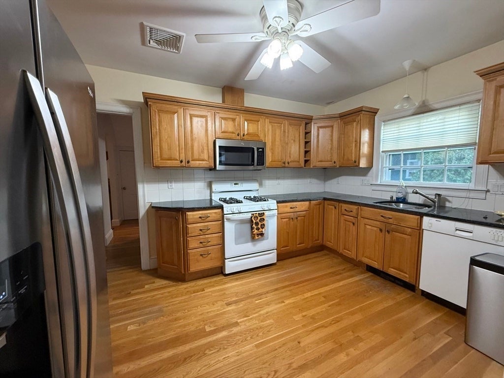 111 Highland Ave, Winchester, MA, 111 Highland Ave, Winchester, MA Photo #10