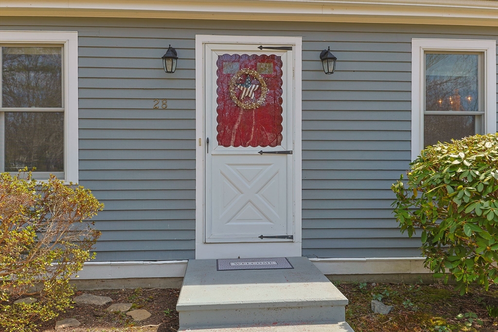 28 Buckingham Dr
