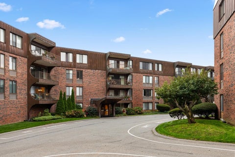 Photo of 1008 Paradise Road #2J, Swampscott, MA 01907 (MLS # 73586311)