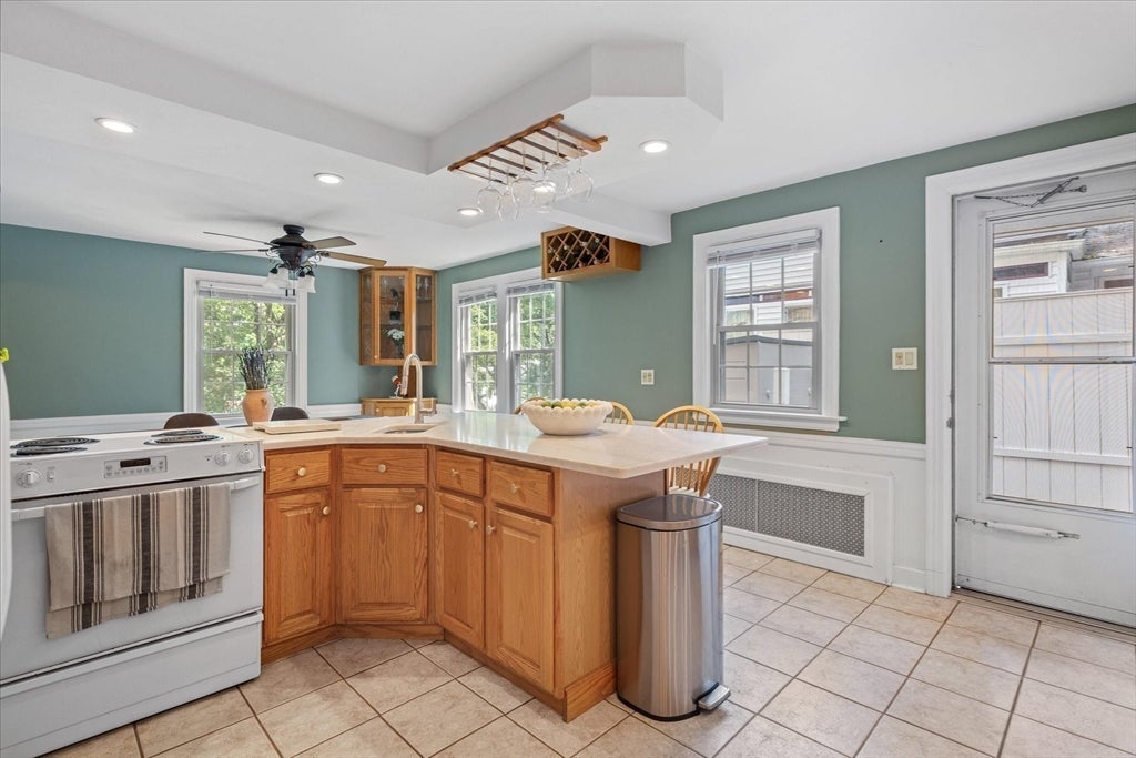 30 Saint Elmo Rd, Worcester, MA, 30 Saint Elmo Rd, Worcester, MA Photo #11