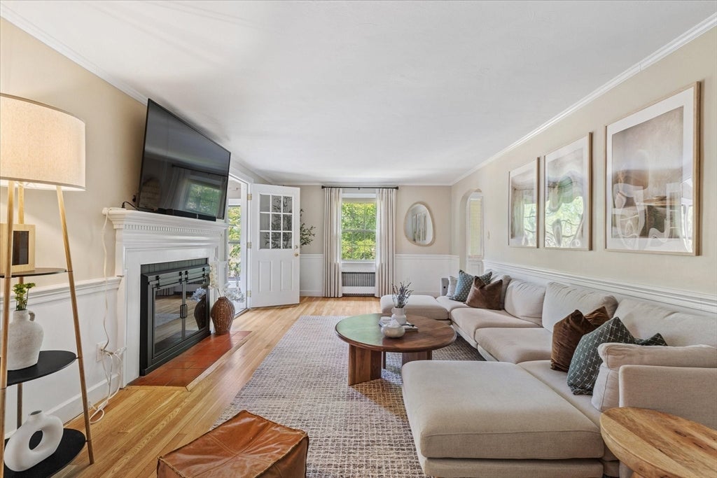 30 Saint Elmo Rd, Worcester, MA, 30 Saint Elmo Rd, Worcester, MA Photo #7