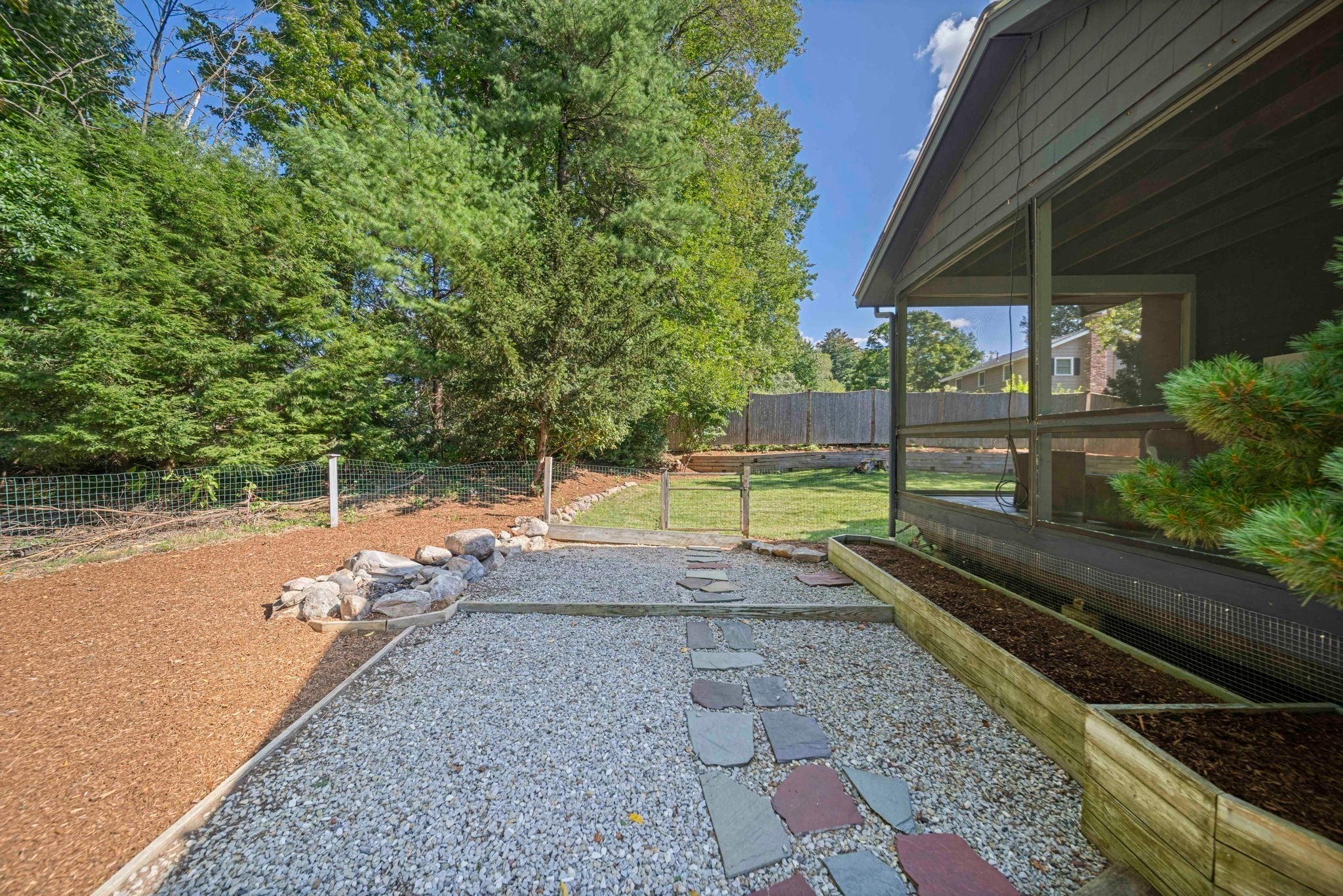 5 Cowdrey Ln, Acton, MA Photo #29
