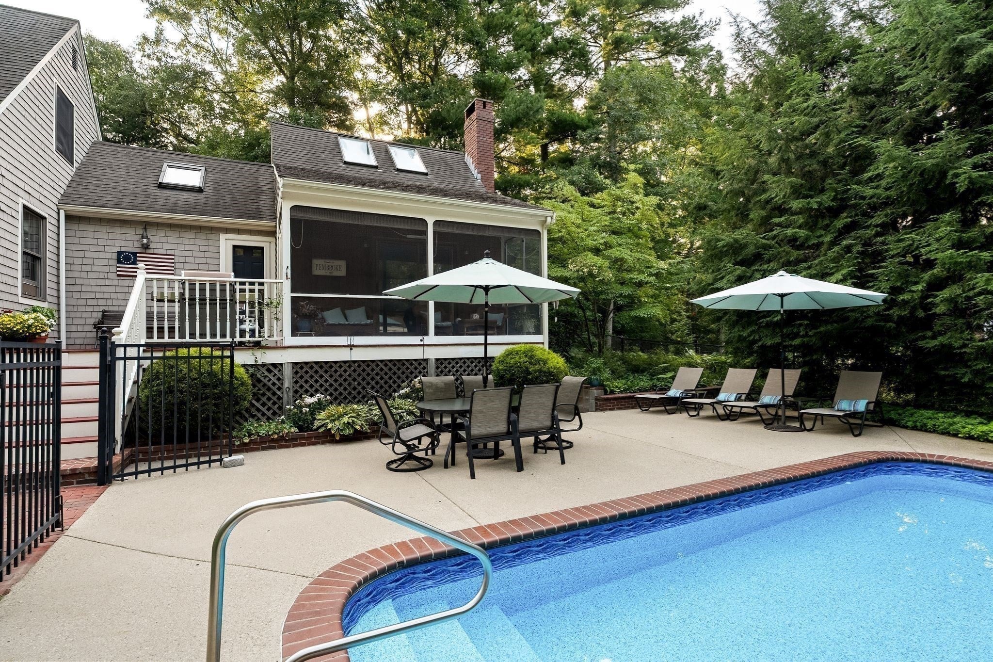 28 Lady Slipper Cir, Pembroke, MA Photo #34