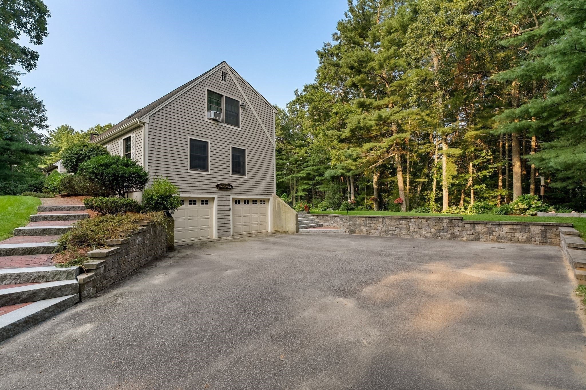 28 Lady Slipper Cir, Pembroke, MA Photo #3
