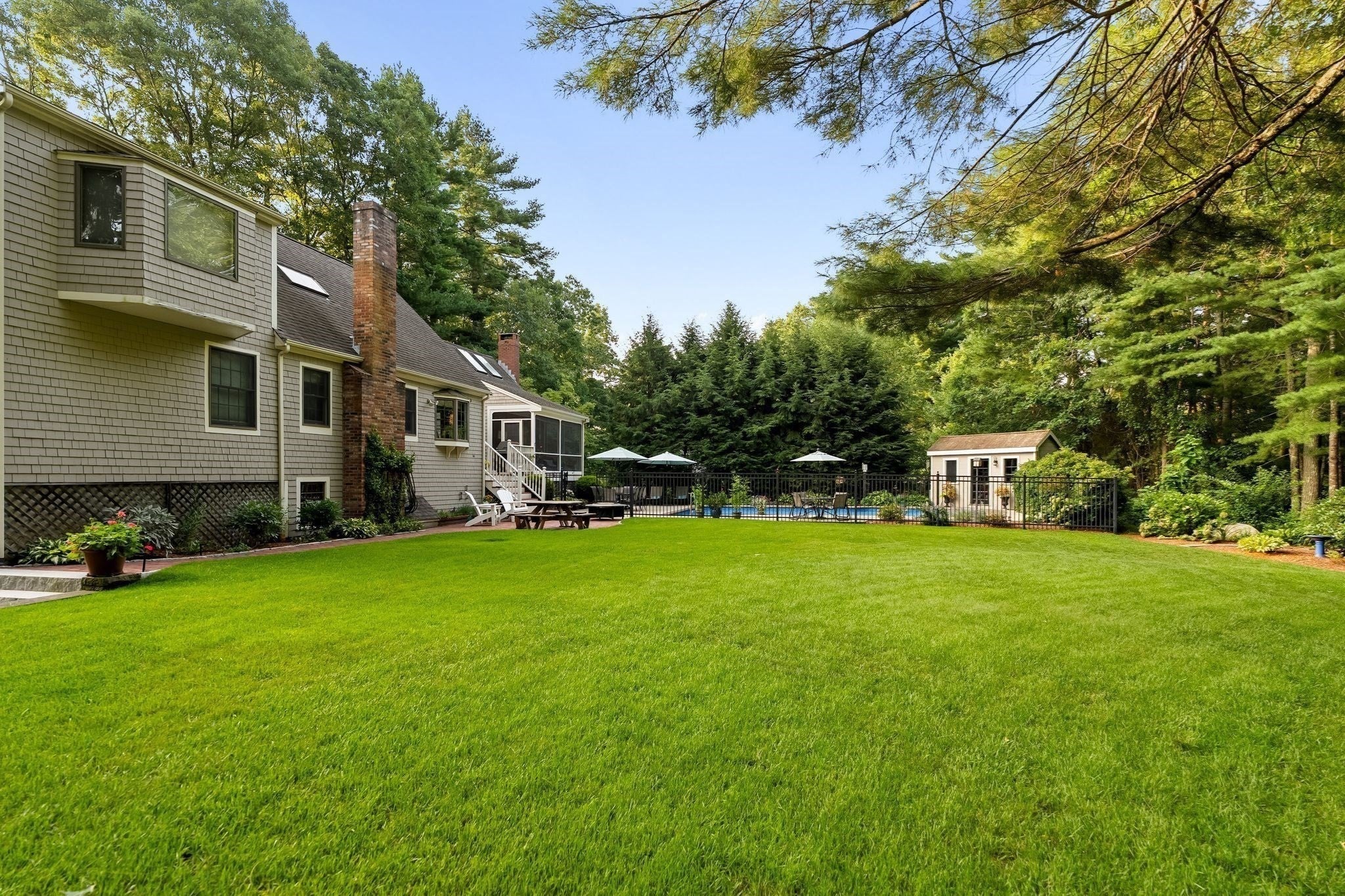 28 Lady Slipper Cir, Pembroke, MA Photo #38