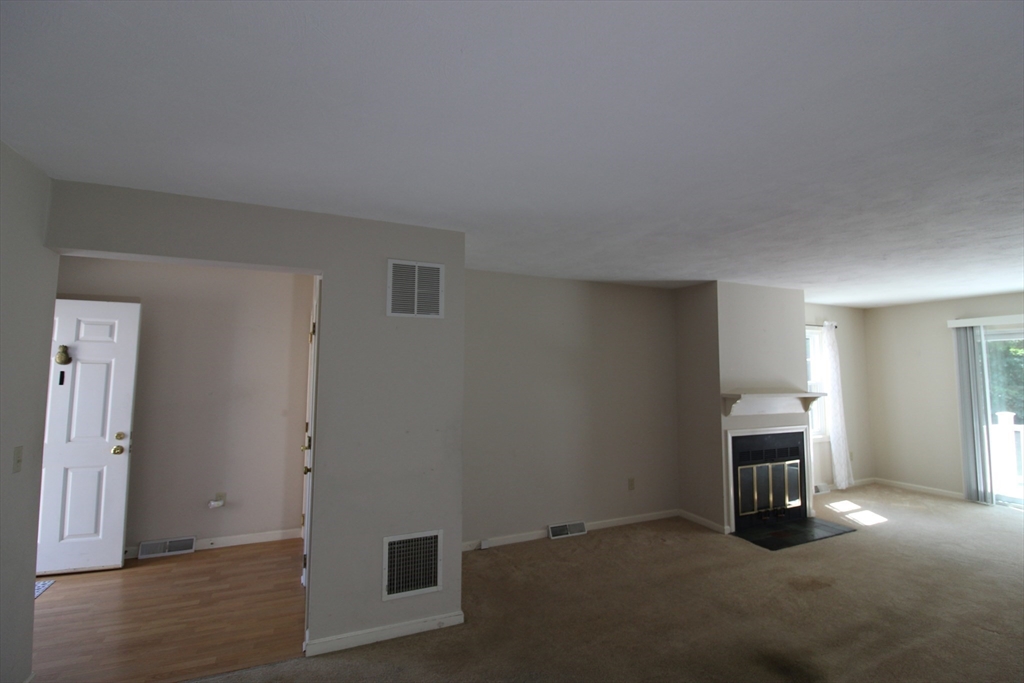 192 Laurelwood Dr 192