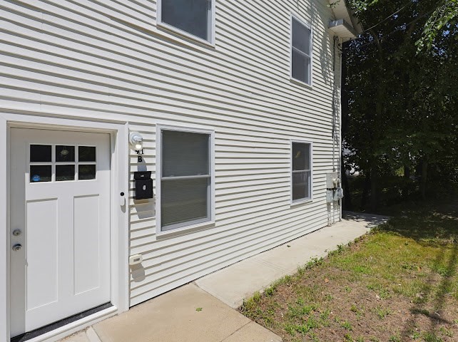 91 Cottage St B