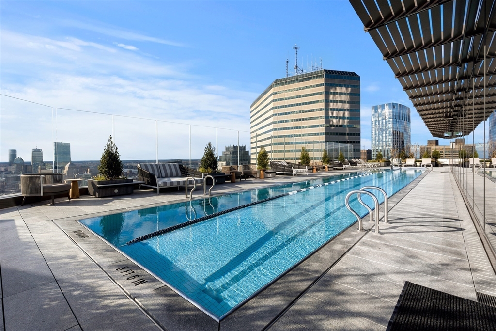 682 Atlantic Ave 39J