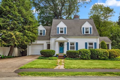 27 Concord St Needham MA 02494