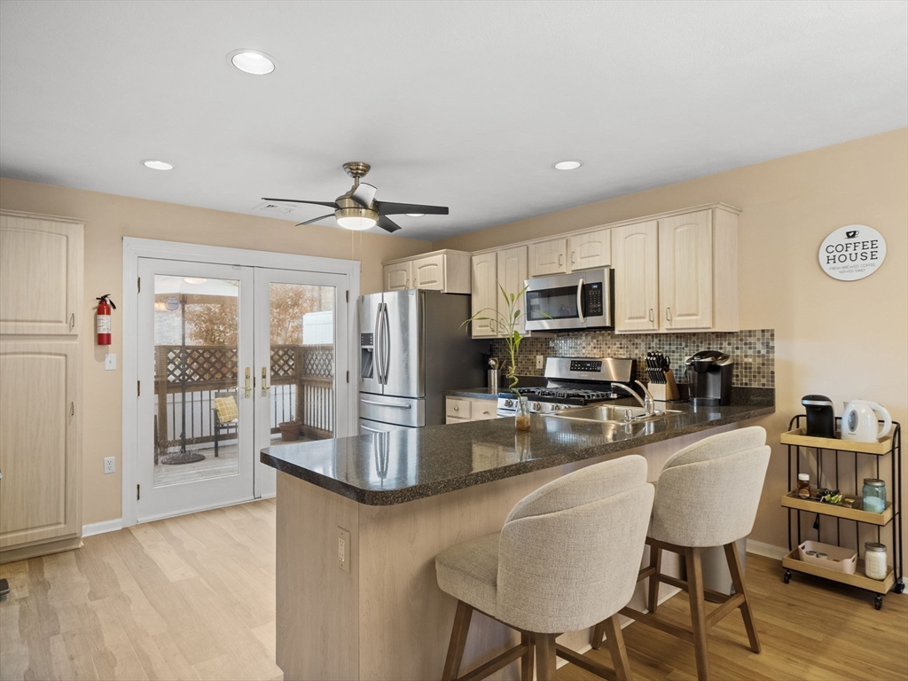 Boston, Massachusetts 02128, United States, 3 Bedrooms Bedrooms, ,3 BathroomsBathrooms,Residential,Active,232914 Boston, Massachusetts 02128, United States, 3 Bedrooms Bedrooms, ,3 BathroomsBathrooms,Residential,Active,232914