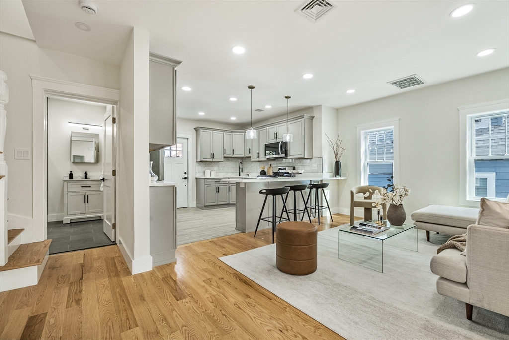 147 Jefferson Ave