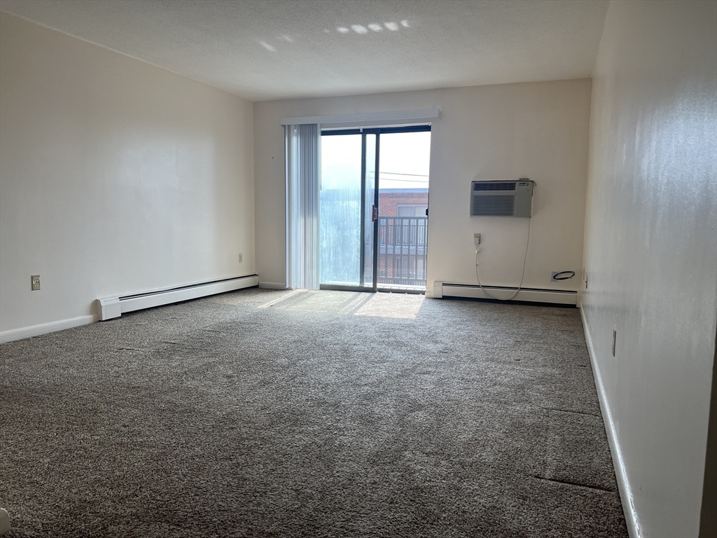 800 Governor's Drive 36