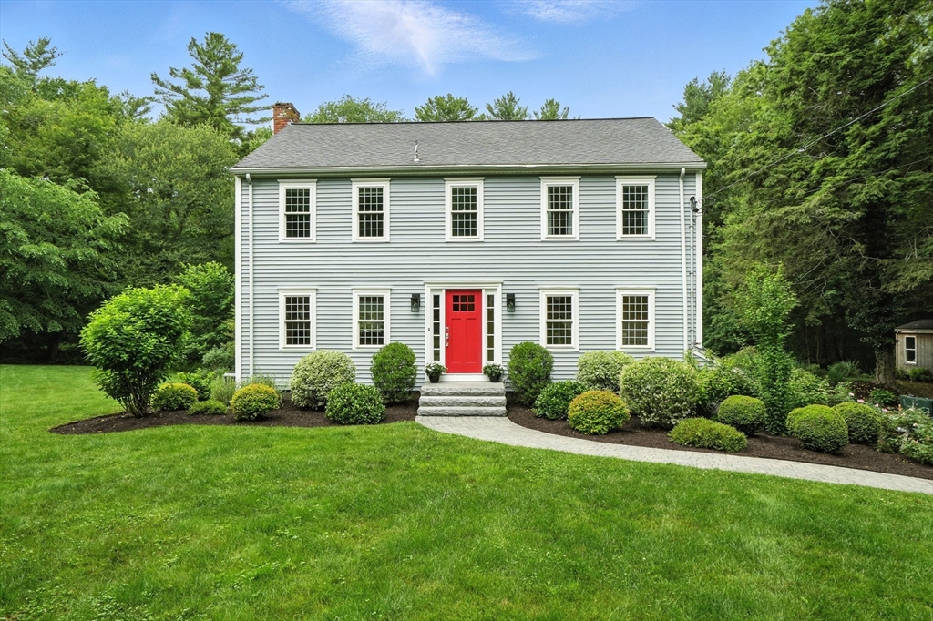 204 Riverside Dr