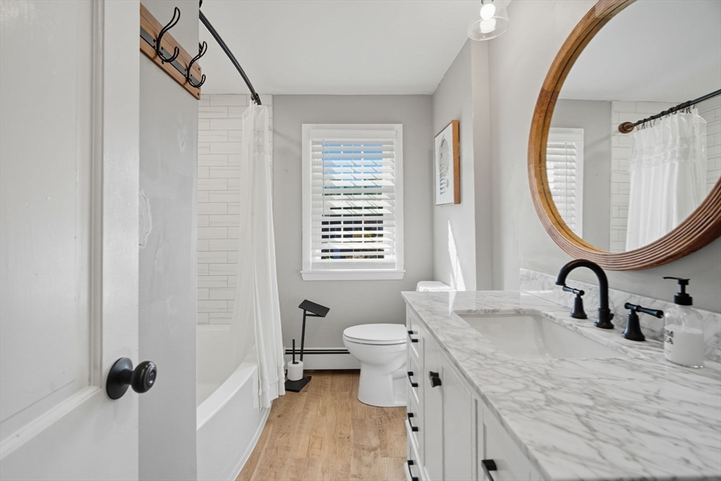 Wilbraham, Massachusetts 01095, United States, 4 Bedrooms Bedrooms, ,2 BathroomsBathrooms,Residential,Active,215624