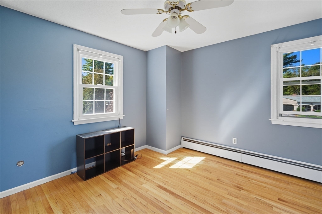 Wilbraham, Massachusetts 01095, United States, 4 Bedrooms Bedrooms, ,2 BathroomsBathrooms,Residential,Active,215624