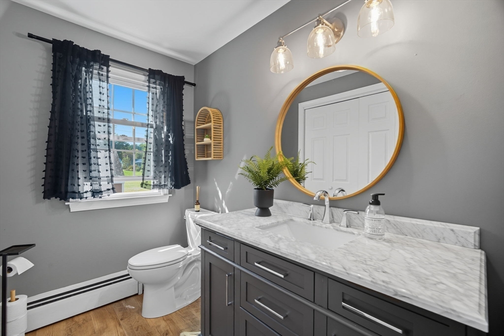 Wilbraham, Massachusetts 01095, United States, 4 Bedrooms Bedrooms, ,2 BathroomsBathrooms,Residential,Active,215624