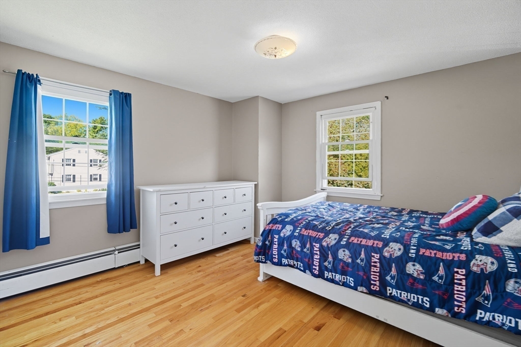 Wilbraham, Massachusetts 01095, United States, 4 Bedrooms Bedrooms, ,2 BathroomsBathrooms,Residential,Active,215624