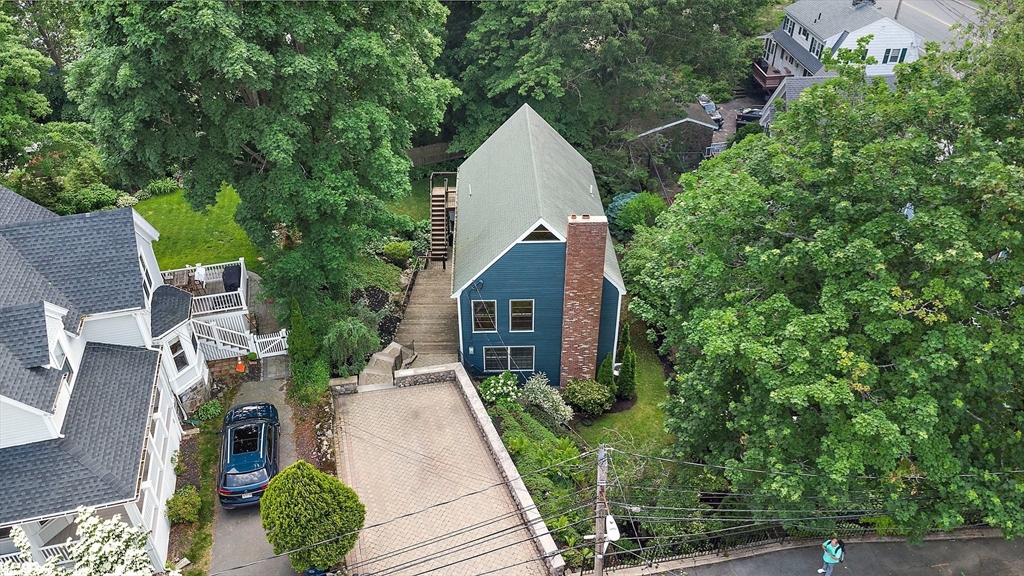 3 Gerry St