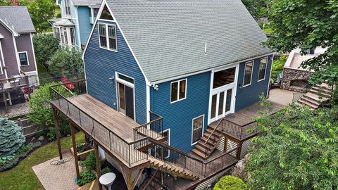 3 Gerry St Marblehead MA 01945
