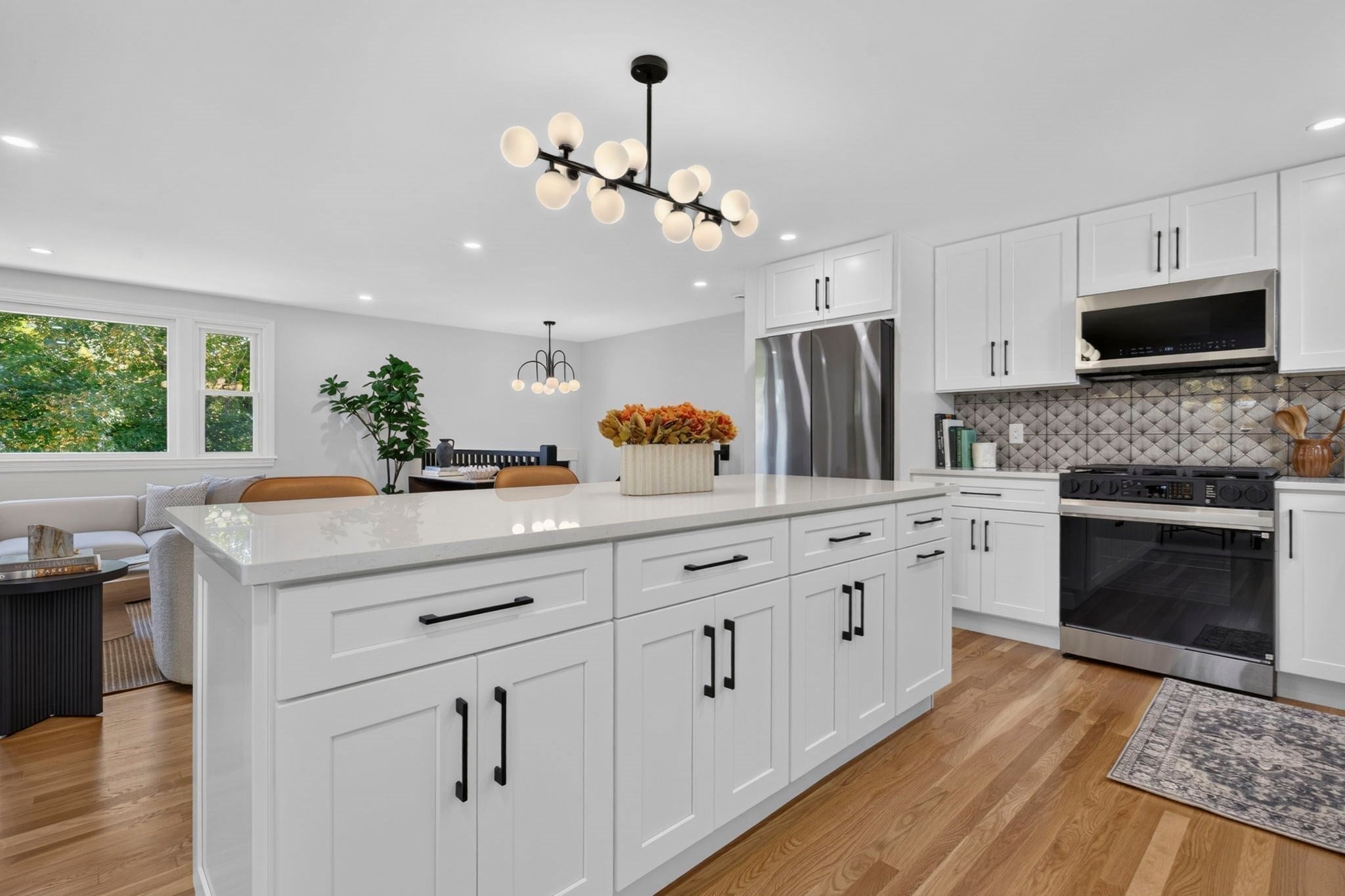 8 Carriage Drive