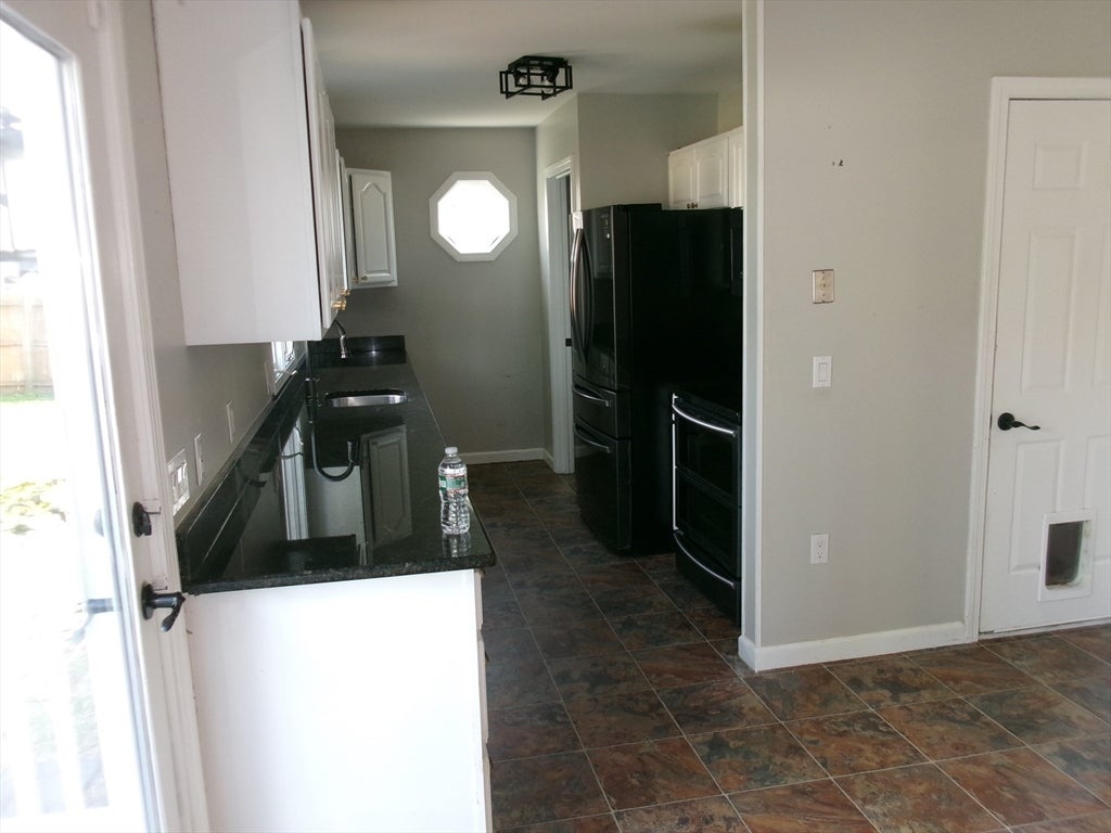 71 Eddywood St, Springfield, MA, 71 Eddywood St, Springfield, MA Photo #8