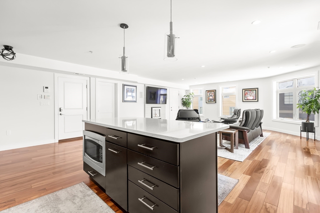 112 W 9th 2
