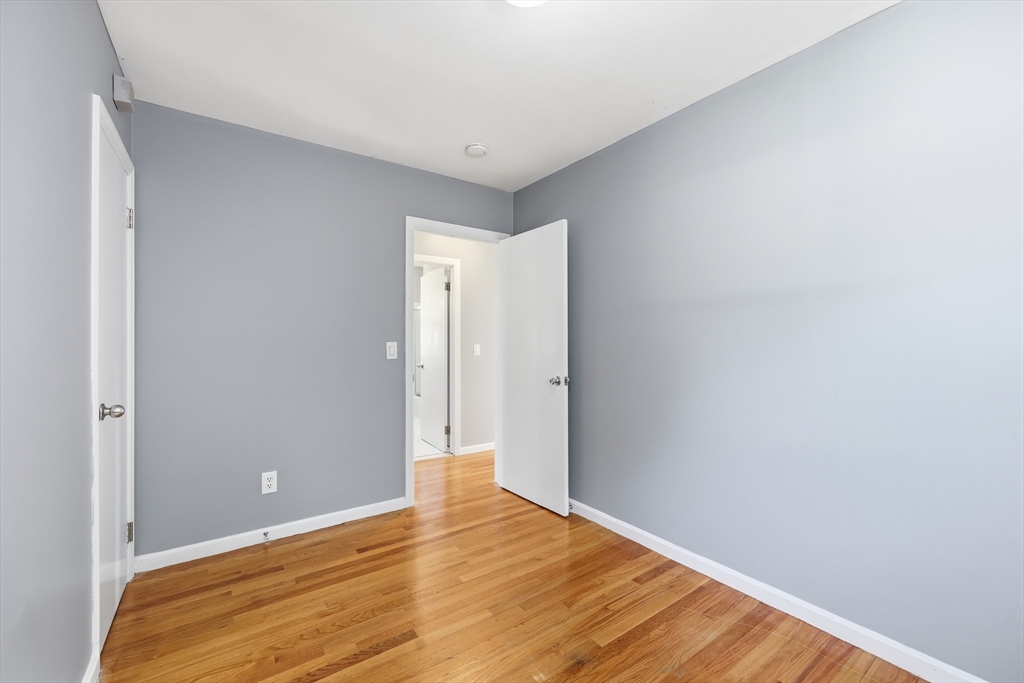 17 Keddy Street, Springfield, MA Photo #9