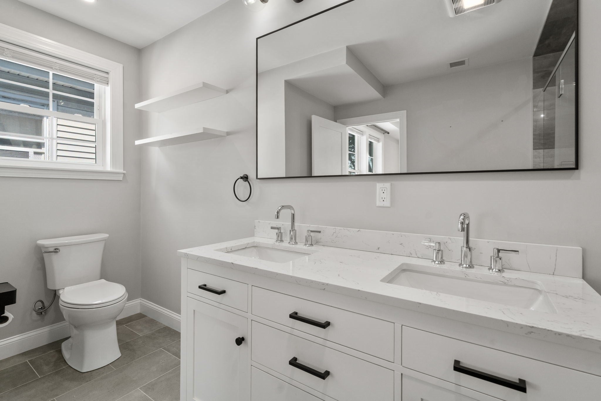 25 Locust St #2, Winthrop, MA Photo #11