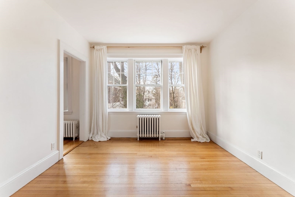 20 Concord Ave 6