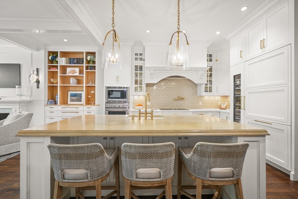 255 Commonwealth Ave 2
