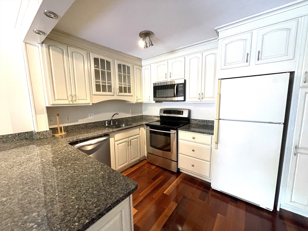 1323 Worcester Rd H8
