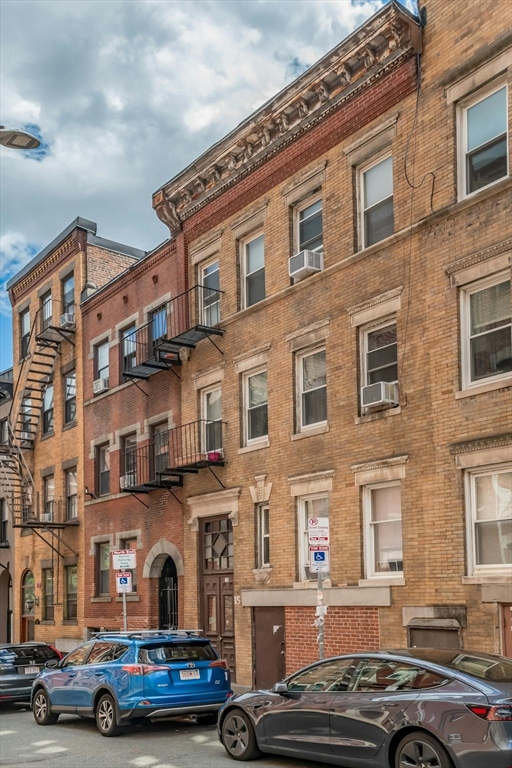 15 Henchman St