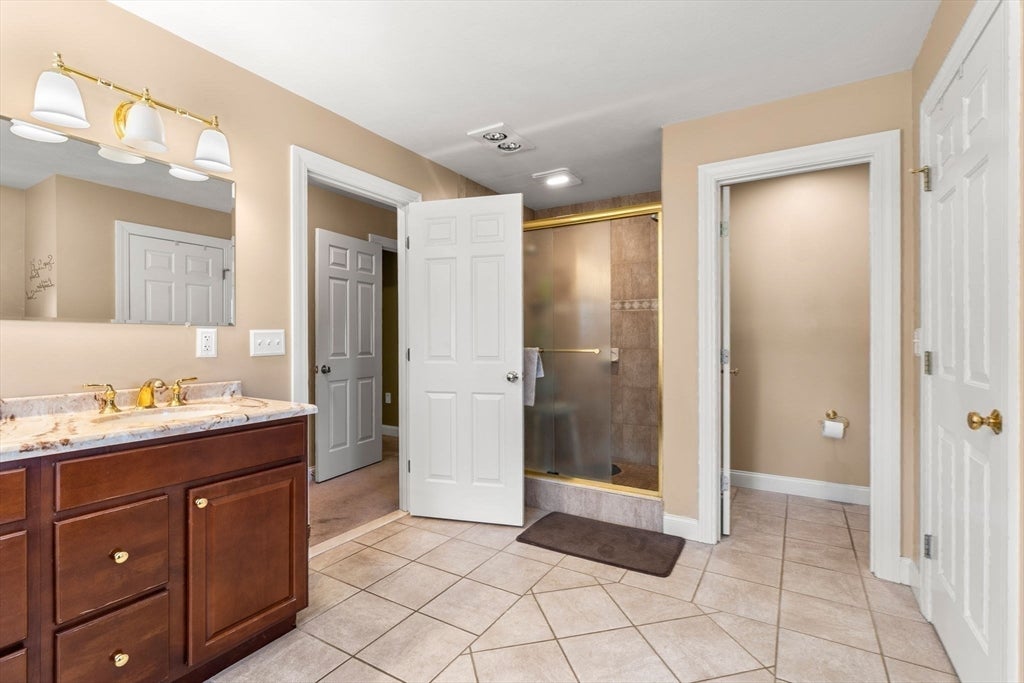 261 Oak Street, Methuen, MA, 261 Oak Street, Methuen, MA Photo #23