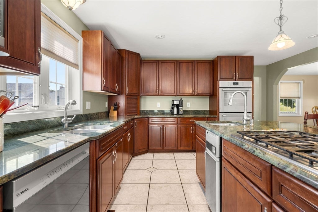 261 Oak Street, Methuen, MA, 261 Oak Street, Methuen, MA Photo #10