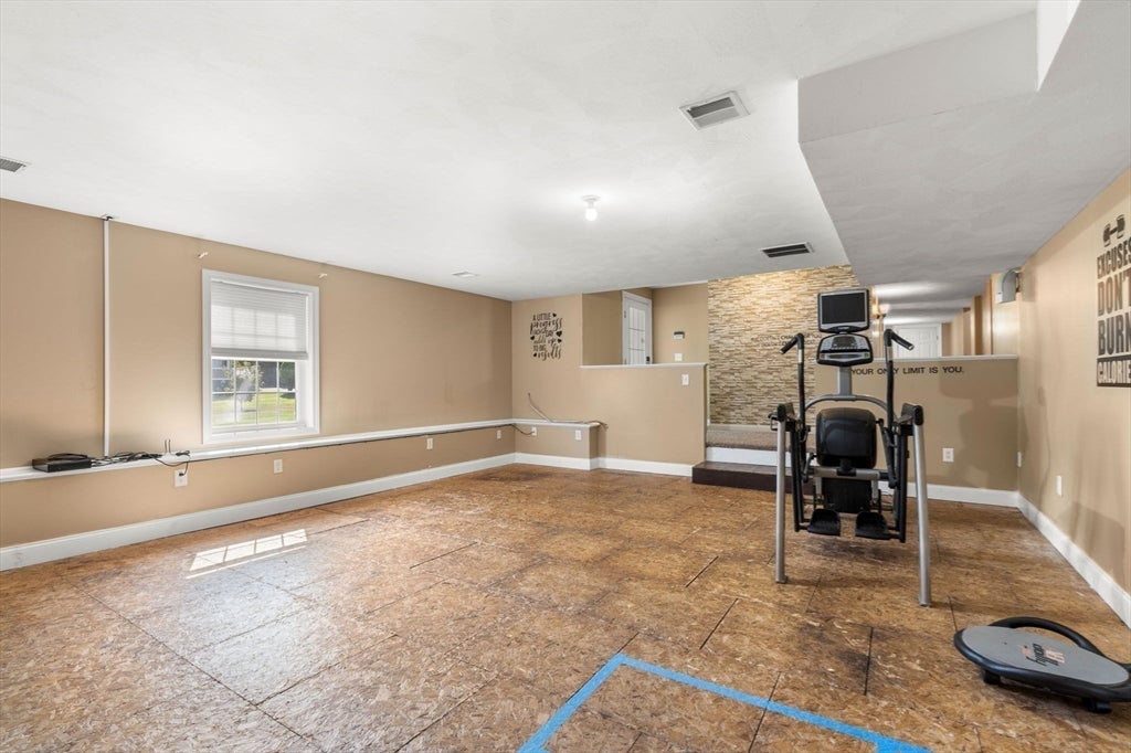 261 Oak Street, Methuen, MA, 261 Oak Street, Methuen, MA Photo #36