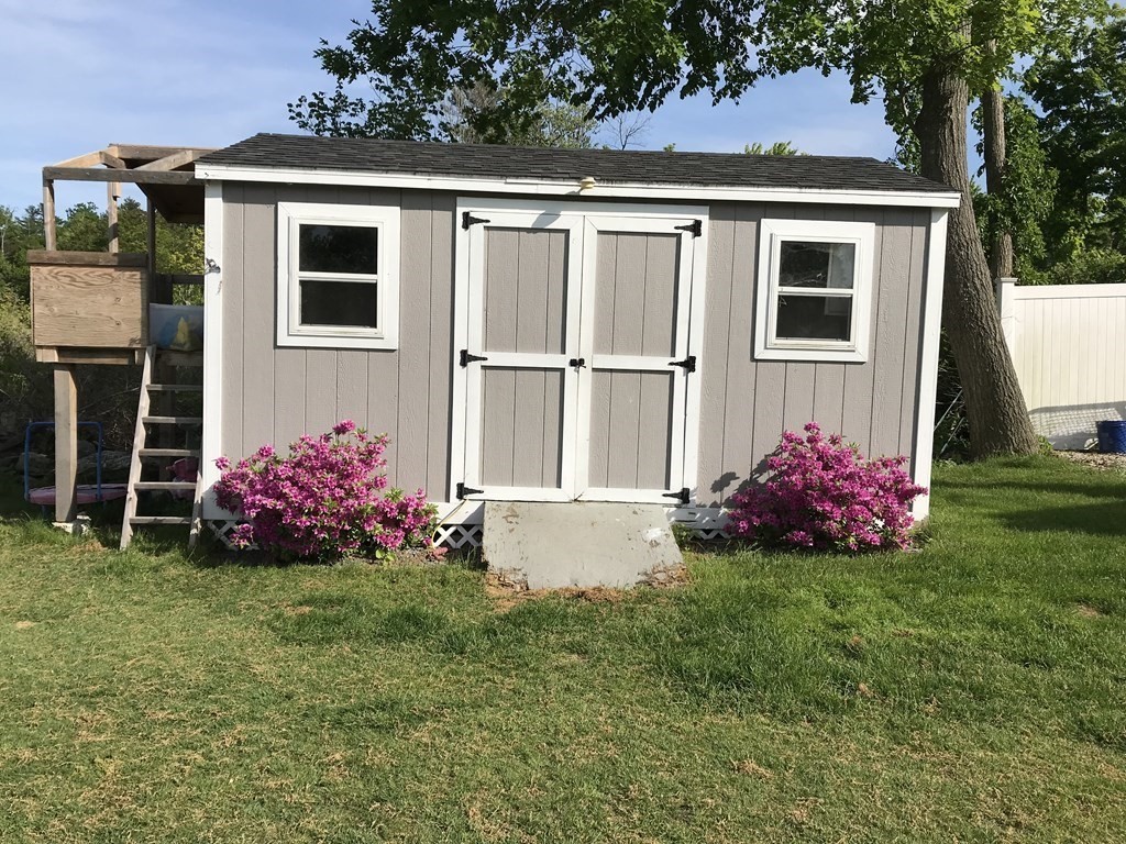 651 Nashua Rd, Dracut, MA Photo #28