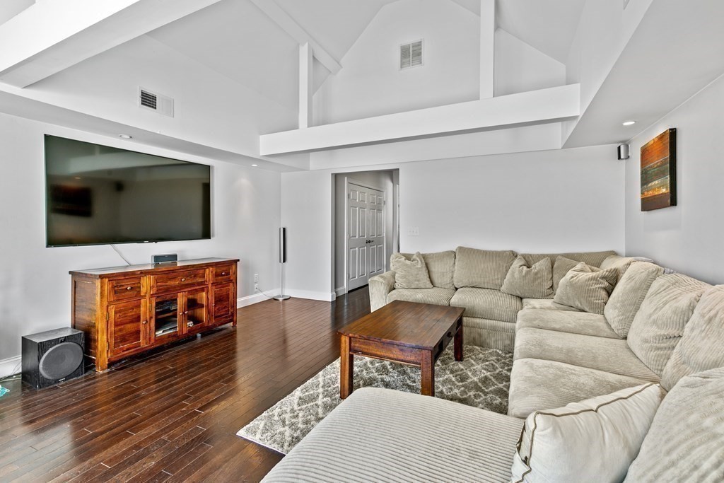 651 Nashua Rd, Dracut, MA Photo #15