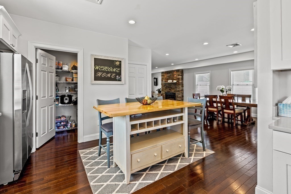 651 Nashua Rd, Dracut, MA Photo #8