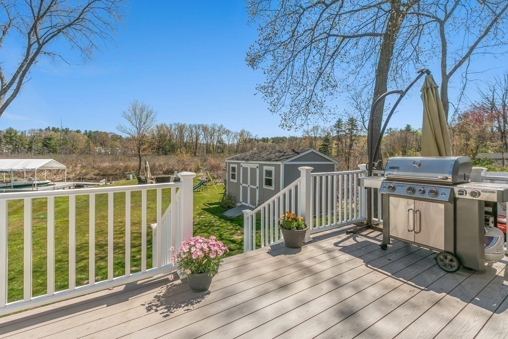651 Nashua Rd, Dracut, MA Photo #17