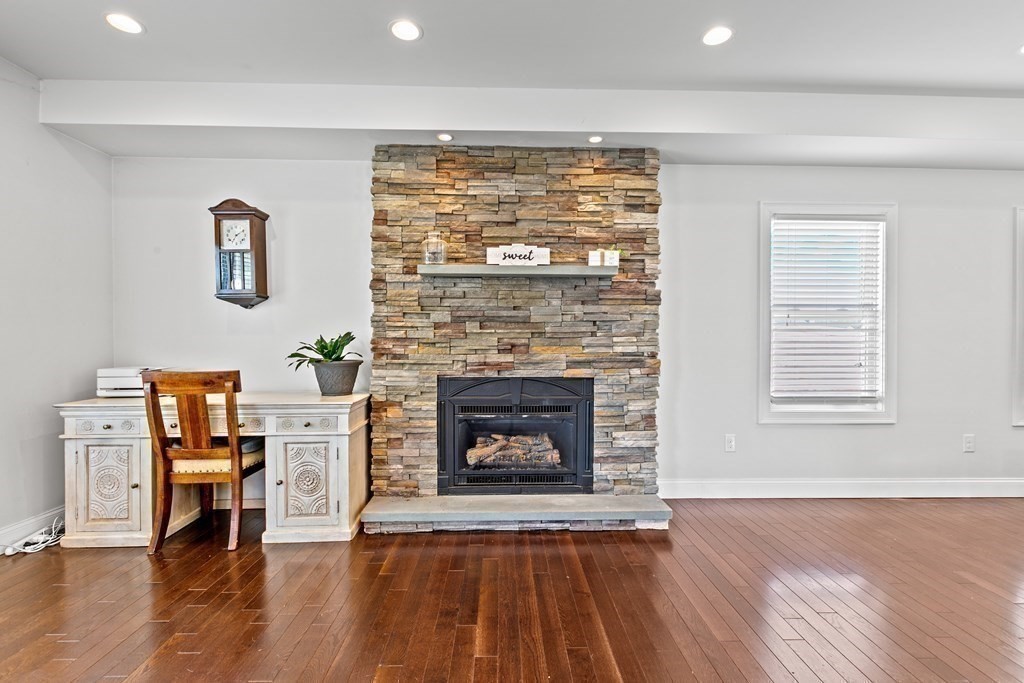 651 Nashua Rd, Dracut, MA Photo #6