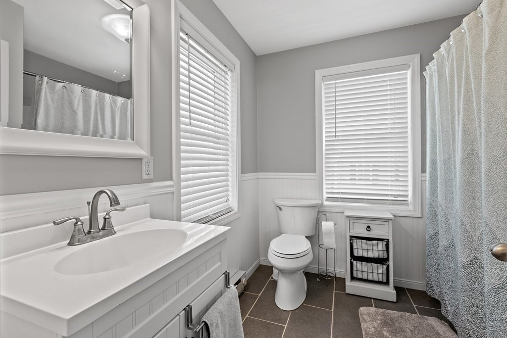 651 Nashua Rd, Dracut, MA Photo #36