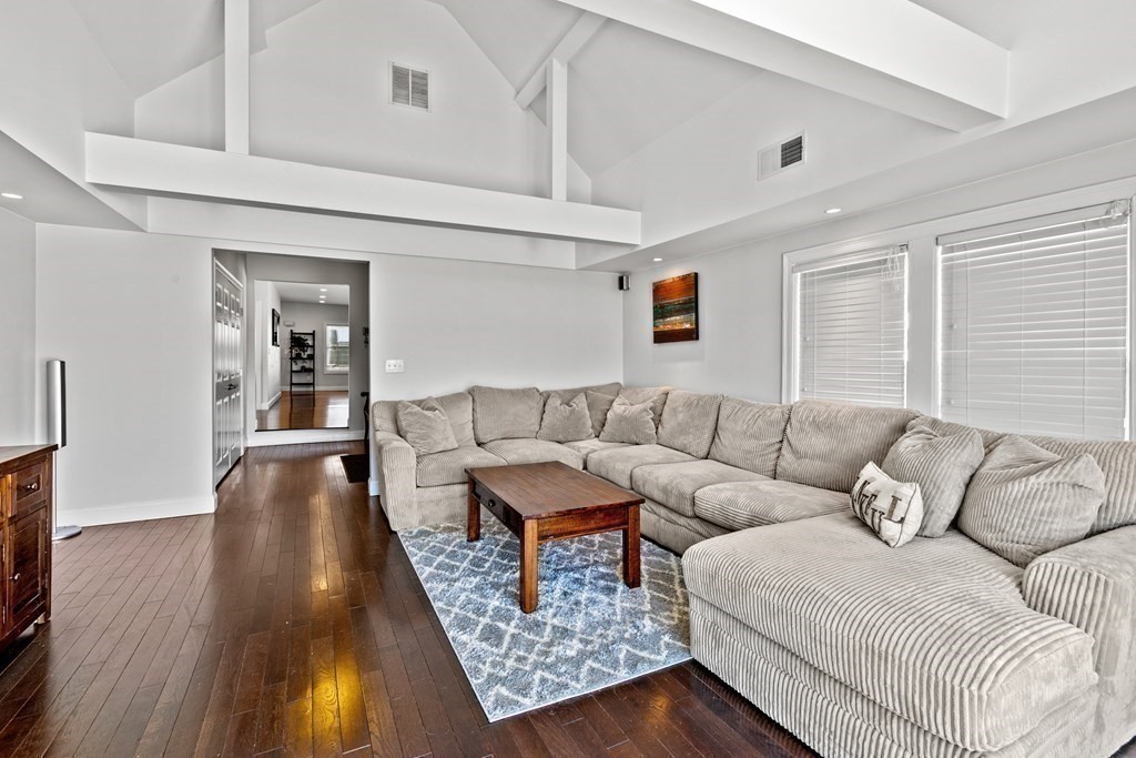 651 Nashua Rd, Dracut, MA Photo #14