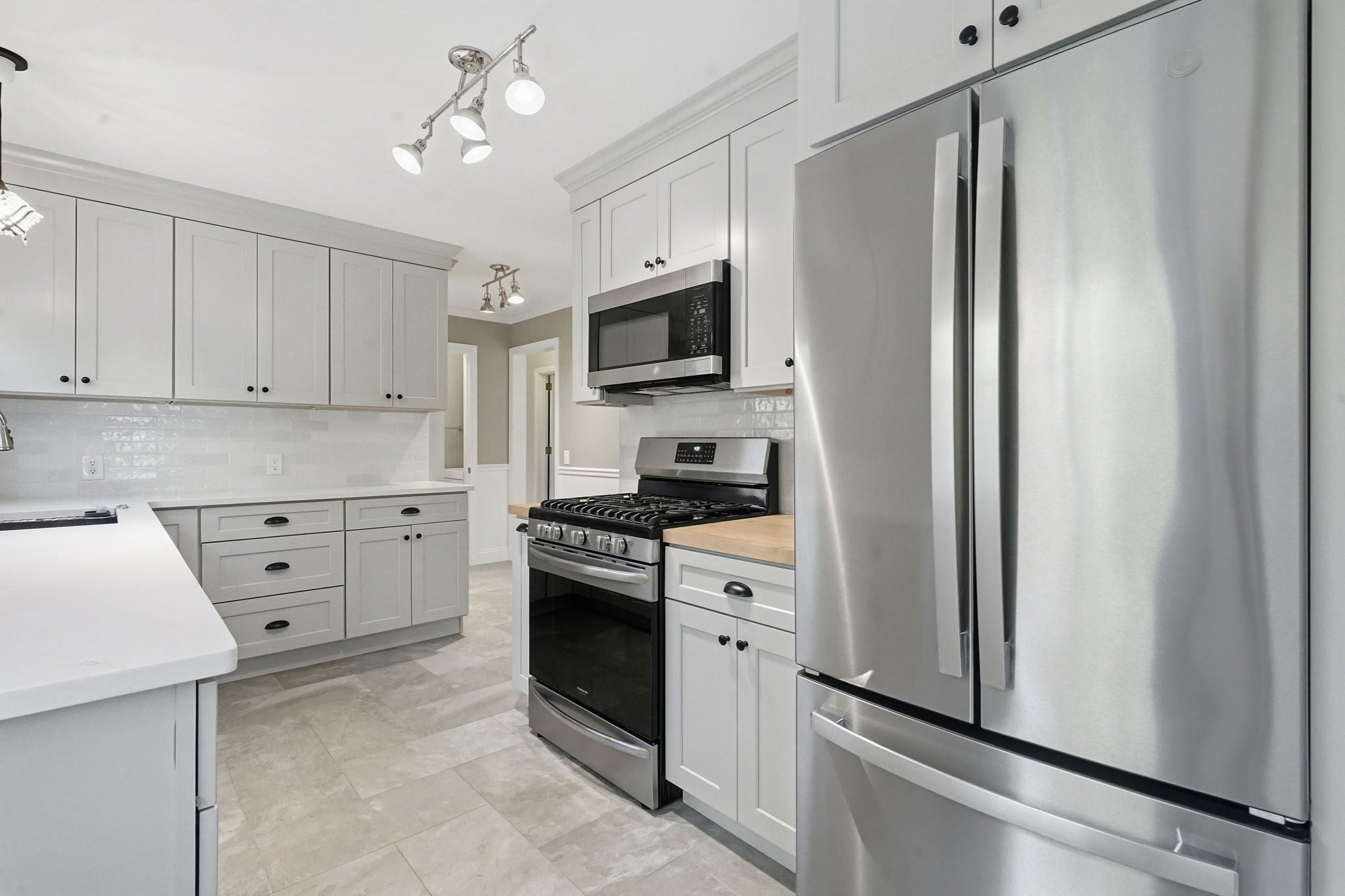 20 Brookside Dr, Wilbraham, MA, 20 Brookside Dr, Wilbraham, MA Photo #5